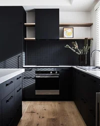 Small kitchen design photo black