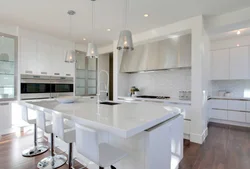 White kitchens photo modern