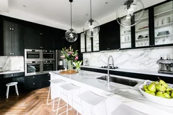 Kitchen In Black And White Design Photo