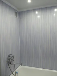 Ванна бөлмесі пластикалық панельдермен безендірілген фото дизайн