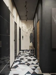 Koridorda plitkalar dizayni zamonaviy taxta fotosurati