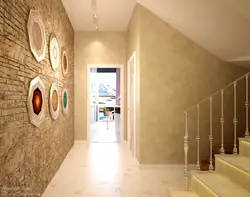 Dekorativ gipsdən hazırlanmış koridor, çiçəklərin fotoşəkili