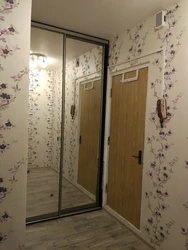 What Wallpaper To Put In A Small Hallway Photo