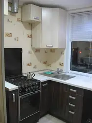 Kitchen Design 5 Square Meters With Refrigerator And Gas Stove