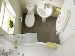 Дызайн ваннай з туалетам у доме акном