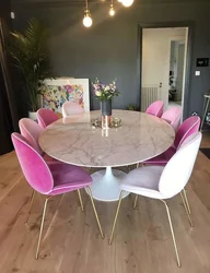 Photo Kitchen Design With A Round Table
