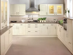 Color combination in the kitchen interior ivory
