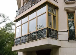 Шкленне балконаў і лоджый фота