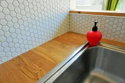 Плитка соты в интерьере кухни фото