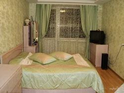 Шторы К Зеленым Обоям В Спальне Фото Какие