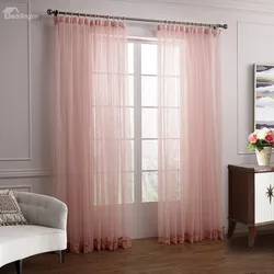 Розовые шторы в спальню фото в интерьере