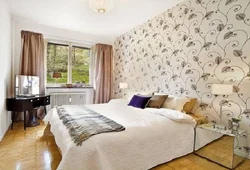 Bedroom Design With Combined Wallpaper In A Modern Style