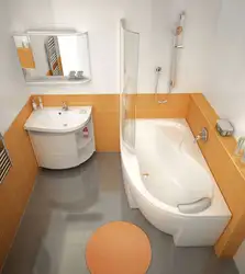 В маленькой ванной комнате угловая ванна фото