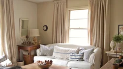 What Color Of Curtains Will Go With Beige Wallpaper In The Living Room Photo