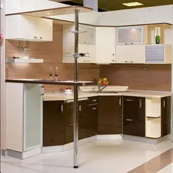 Кухонный гарнитур для маленькой кухни с барной фото