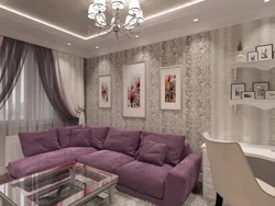 Лиловый диван в интерьере гостиной