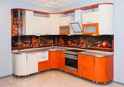 What colors go with orange kitchen photo
