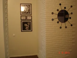 Corners of walls in apartment photo