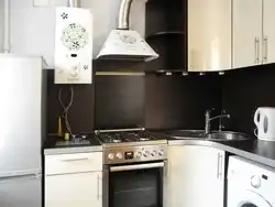 Kitchen 5 meters design photo with geyser and refrigerator