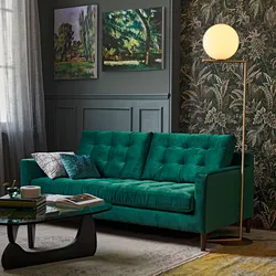 Темно зеленый диван в гостиной фото