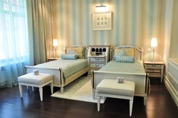 2 beds in one bedroom design