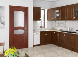 Дверь на кухню фото в интерьере