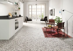Photo of porcelain stoneware floors in the kitchen