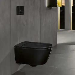Дызайн ваннага пакоя з чорным унітазам