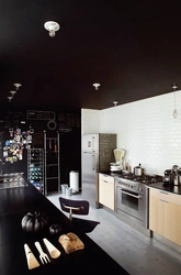 Kitchen design dark ceiling