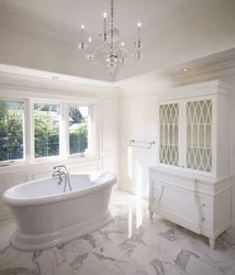 Bathroom design with chandelier
