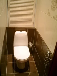 Xruşşovdakı bir mənzil dizaynında tualet fotoşəkili