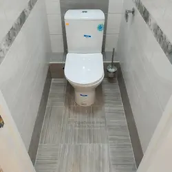 Photo of a toilet in an apartment design photo in Khrushchev