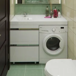 Bath design with washing machine under the sink