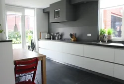 Photo of a modern kitchen without top drawers