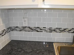 Mətbəx Backsplash Foto Üzərində Plitələr Çəkilməsi