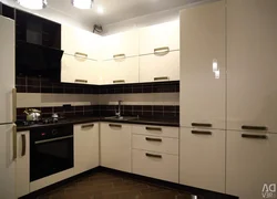 Beige Kitchen Design With Black Countertop