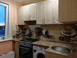 Photo of the kitchen in the Brezhnevka apartment