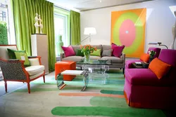 Яркий дизайн гостиной в квартире