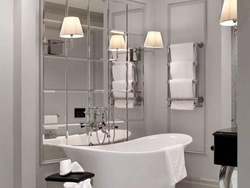 Дизайн зеркала в туалете и ванной