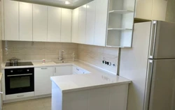 U-Shaped Kitchen Design With Breakfast Bar