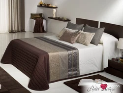Stylish bedspread for the bedroom photo