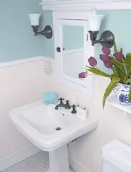 Painting the walls in the bathroom with your own hands photo
