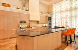 Color combination in the kitchen interior: beige with other colors