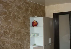 Фото венецианской штукатурки на стенах на кухне