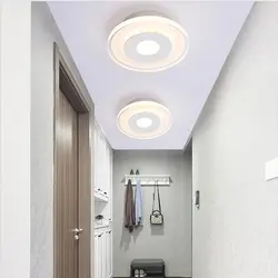 Design of suspended ceilings with lighting in the hallway