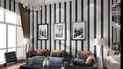 Striped walls in the living room photo