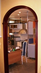 Door arches to the kitchen photo