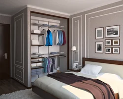 Bedroom design with a full-wall walk-in closet