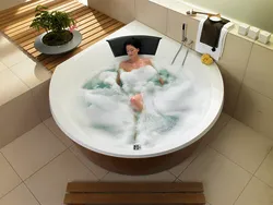 What types of bathtubs are there? photos