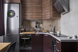 Фото маленькой угловой кухни с техникой